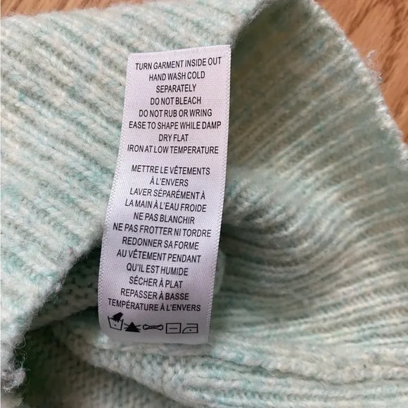 Ricki's Mock Neck Fair Isle Pull Over Sweater‎ Size Medium - Picture 13 of 16